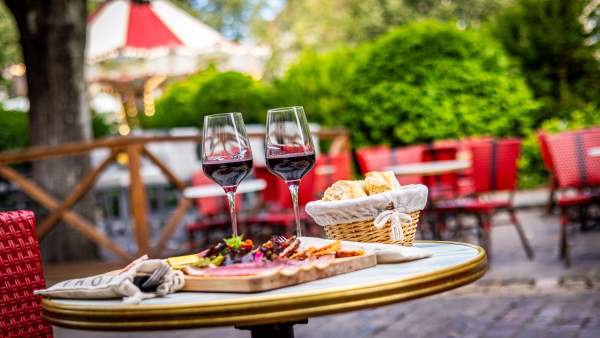 TOMA, Bar à vin &amp; Fast-food au centre de Beaune