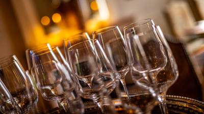 TOMA, Bar à vins &amp; restaurant au centre de Beaune