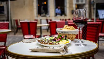 TOMA, Bar à vin &amp; Fast-food au centre de Beaune